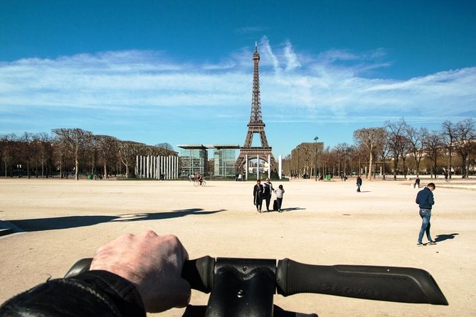 Amazing Paris Segway Tour - A Segway tour starting at 4:00 pm makes Paris feel easier