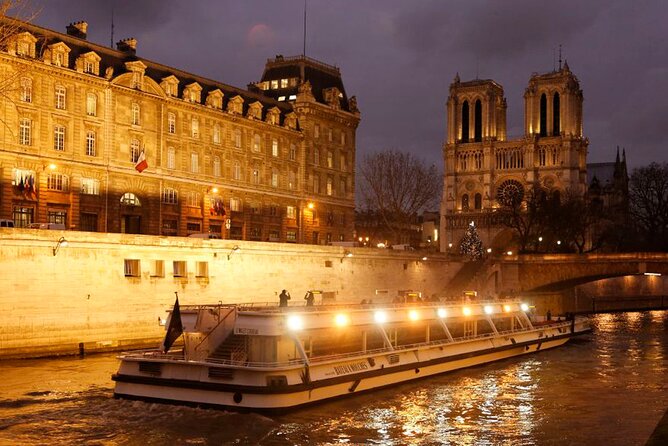 Bateaux Mouches Sightseeing Cruise in Paris with Champagne - The Seine Route: Eiffel Tower, Louvre, Notre Dame, and the Bridge Sequence