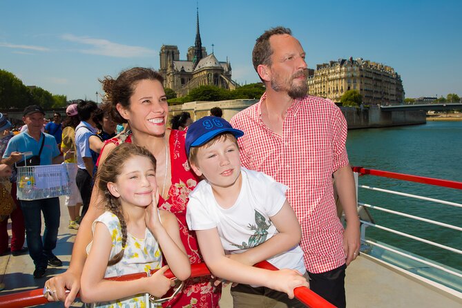 Bateaux Mouches Sightseeing Cruise in Paris with Champagne - Who Should Book This Cruise, and Who Should Skip It