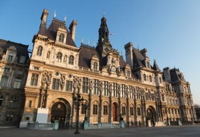 Bateaux Mouches Sightseeing Cruise on the Seine River in Paris - Quick takeaways before you board Bateaux Mouches