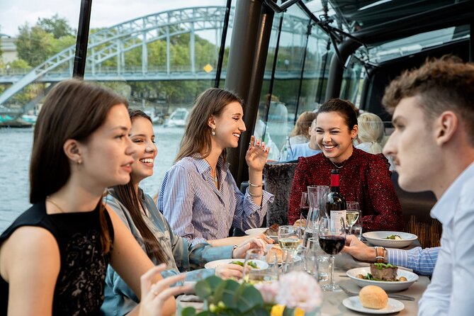 Bateaux Parisiens Seine River Gourmet Lunch & Sightseeing Cruise - The Seine Route: Eiffel Tower to Notre-Dame, Louvre, and Musée d’Orsay