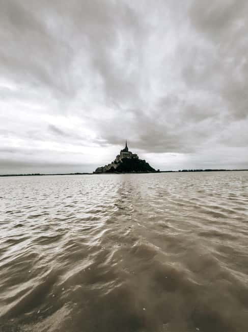 Bay of Mont Saint-Michel : Quicksands + See The Tide Coming - Duration, group size, and why timing is part of the ticket price