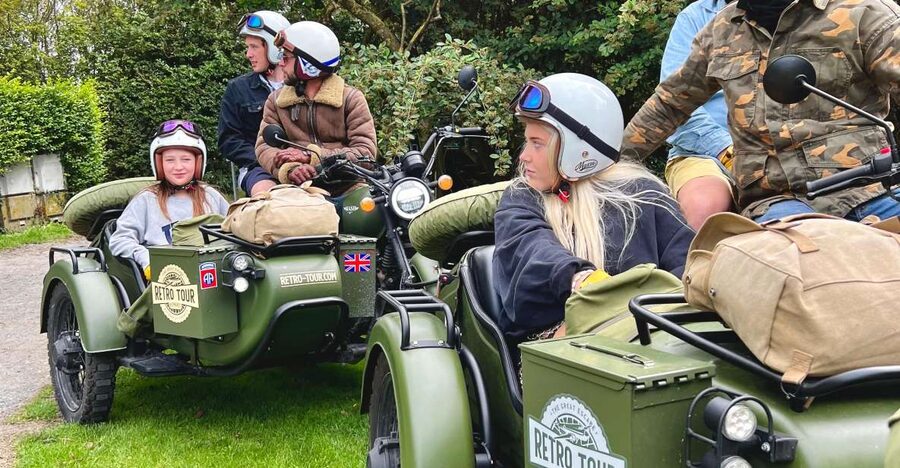 Bayeux: 2-hour tour of the D-Day beaches, by vintage sidecar - Meeting in Bayeux, riding in style, and the gear that matters