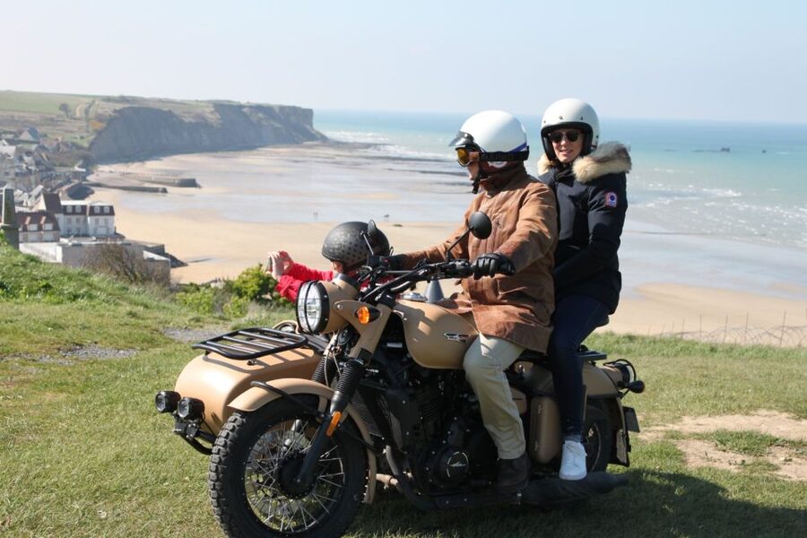 Bayeux: Normandy WWII Private Half-day Sidecar Tour - Longues-sur-Mer battery: turning ruins into a real threat