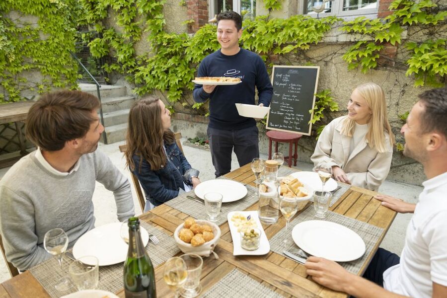 Champagne: E-Bike Champagne Day Tour with Tastings and Lunch - Who This Tour Fits Best