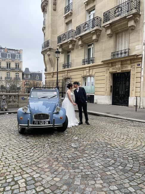 Classic Citroën 2CV tour of Paris, 1 hour - Where you start behind the Eiffel Tower, and how pickup keeps it easy