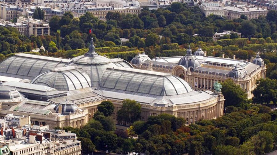 Classical and Monumental Paris Tour along the Seine River - Key highlights at a glance