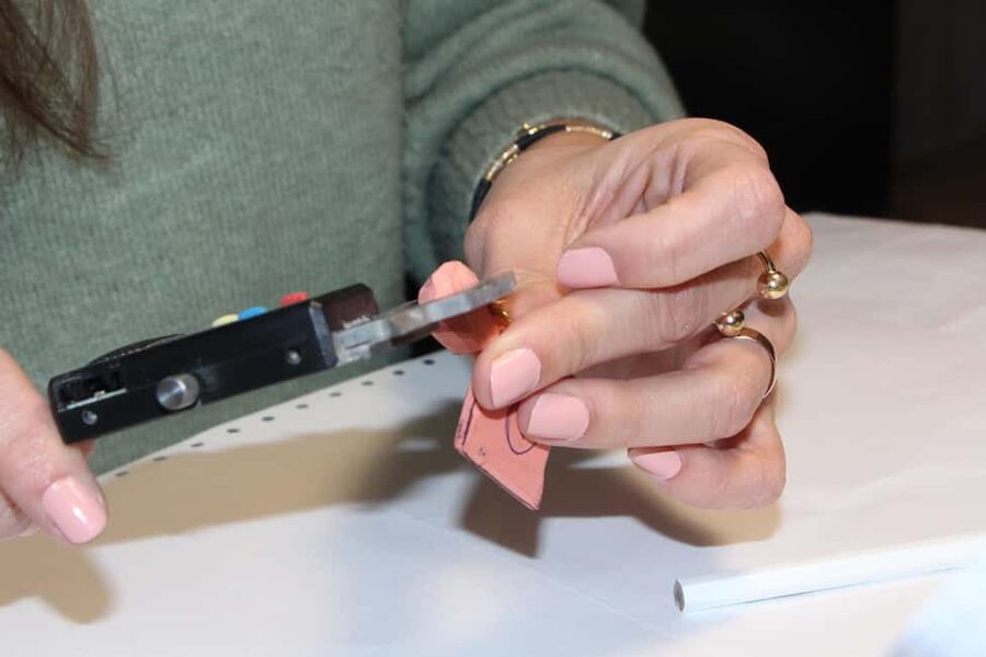 Design Luxury Jewelry in le Marais, in the heart of Paris! - What you actually make: pendant or stud earrings, and how the final piece is handled