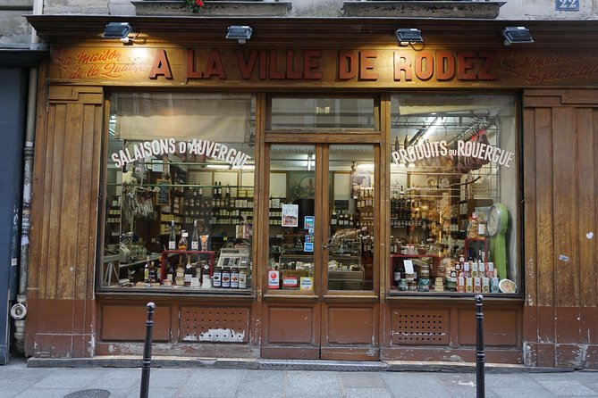Devour Paris Ultimate Food Tour - Marais food, explained on the street