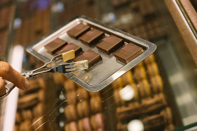 Devour Paris Ultimate Food Tour - Jewish Quarter context and a classic bistro lunch (Stops 4 to 5)
