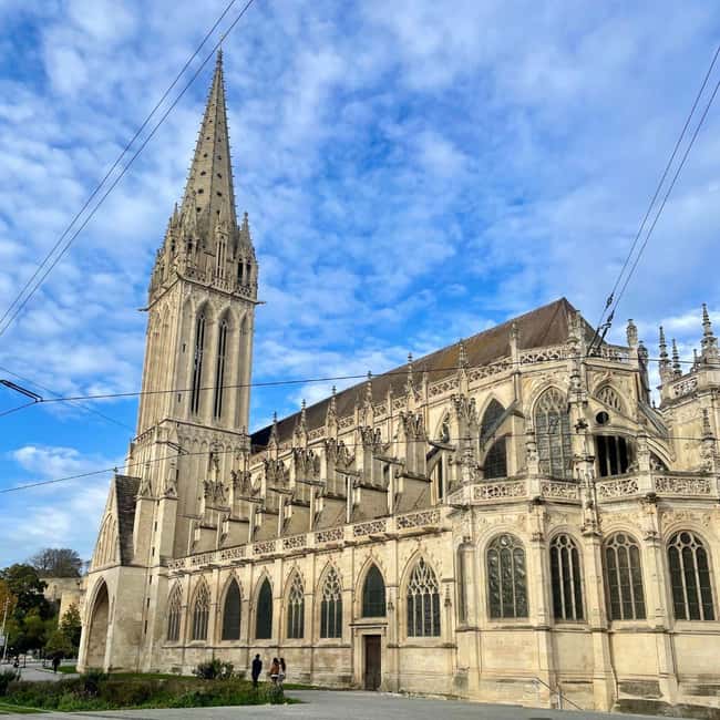 Discover Caen like never before: guided tours of history and secrets! - Getting oriented in Place Courtonne Caen, then walking the real center