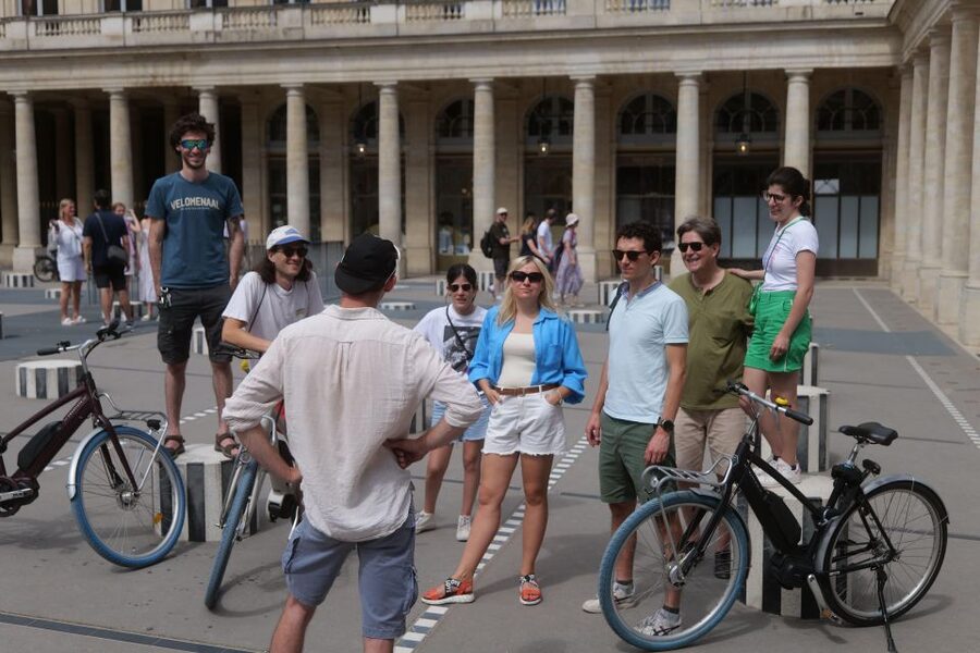 Discover Paris by bike - Price and Value: Is $82 for 3 Hours a Good Deal?