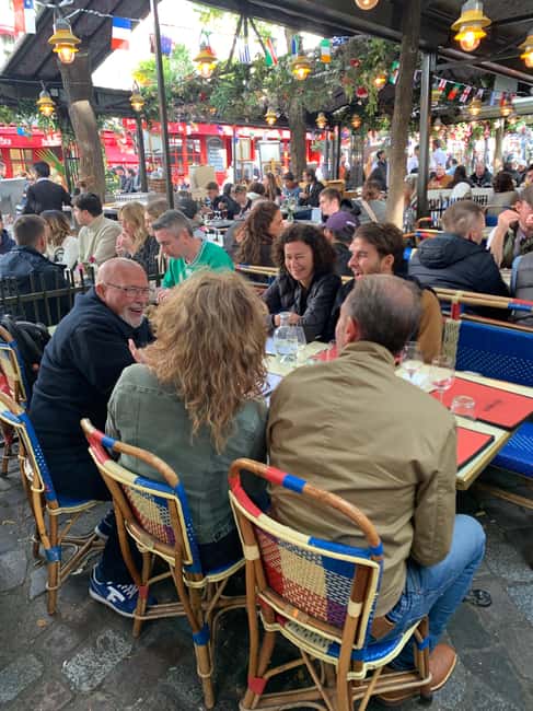 Eat, play & Love - Montmartre Walking Tour- Kids friendly - - Two guided walking sections: architecture focus with real pauses