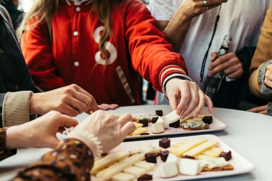 Eating Paris: Le Marais Food & Wine - Le Marais by the plate: what makes this 3-hour walk work