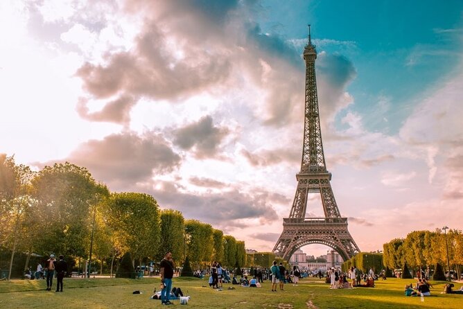 Eiffel Tower Access to 2nd Floor and Summit by Lift - Price and value: when this $49.37 summit package feels like a deal