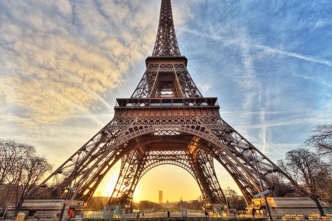 Eiffel Tower Dedicated Reserved Access Top or 2nd floor by lift - Second-floor viewing platform: 114 meters of Paris classics