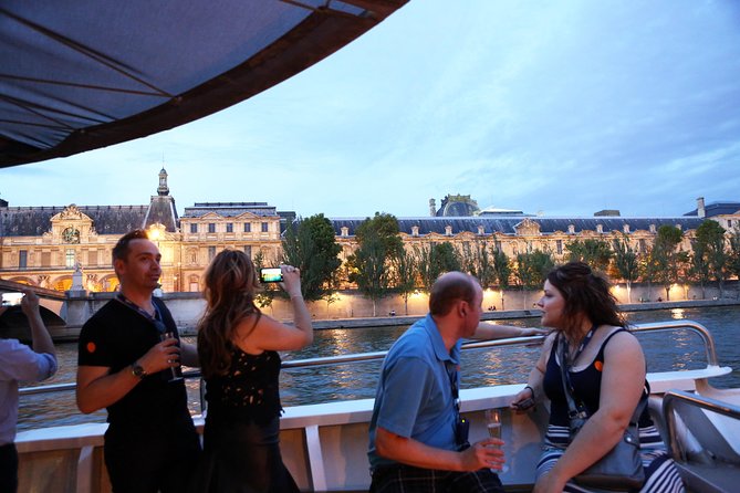 Eiffel Tower Tour with Optional Summit and Seine River Cruise - Line-Handling, Crowds, and Small Group Pacing