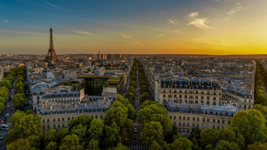 Eiffel Tower with Summit and 2nd Floor Access Guided Tour - What to bring, and what gets you turned away