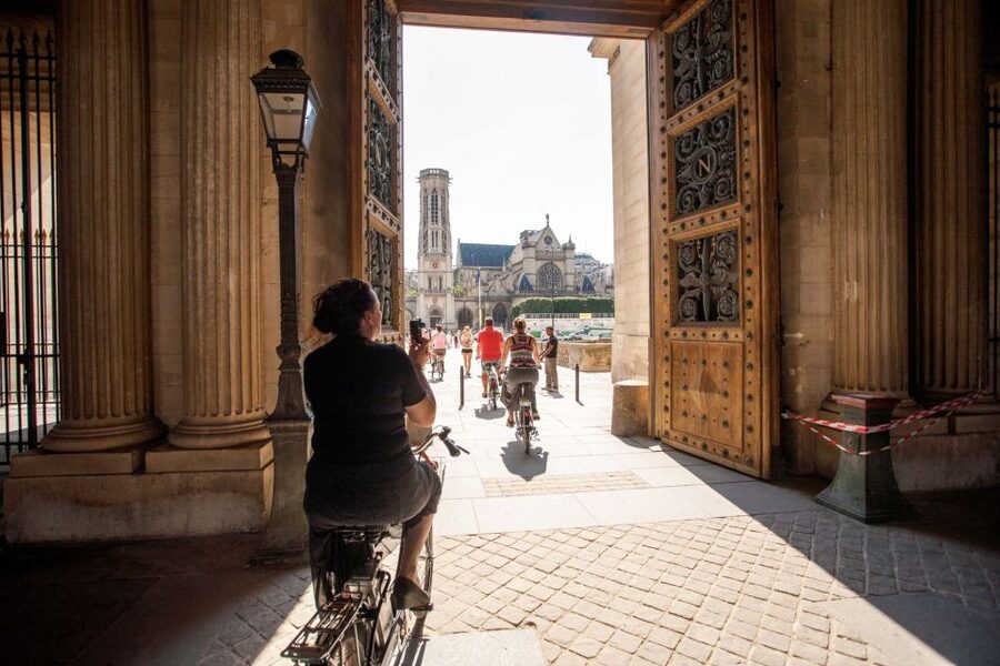 Electric Bike Tour of Paris’ Hidden Gems - Latin Quarter Time: Trendy Cafés, Shaded Park Breaks, and Streets You Can Revisit
