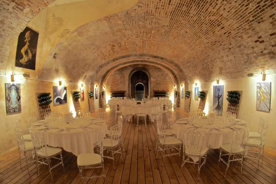Epernay: Winery and Cellar Tour with Champagne Tasting - Key highlights