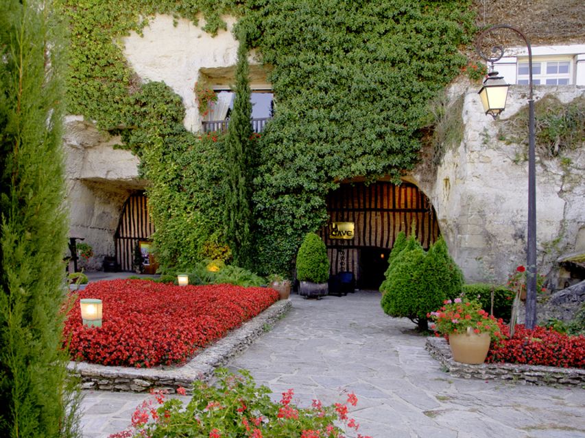 Exclusive Wine Day Trip Loire Valley from Paris - Winery Visit and Wine Tasting: What You Are Really Paying For