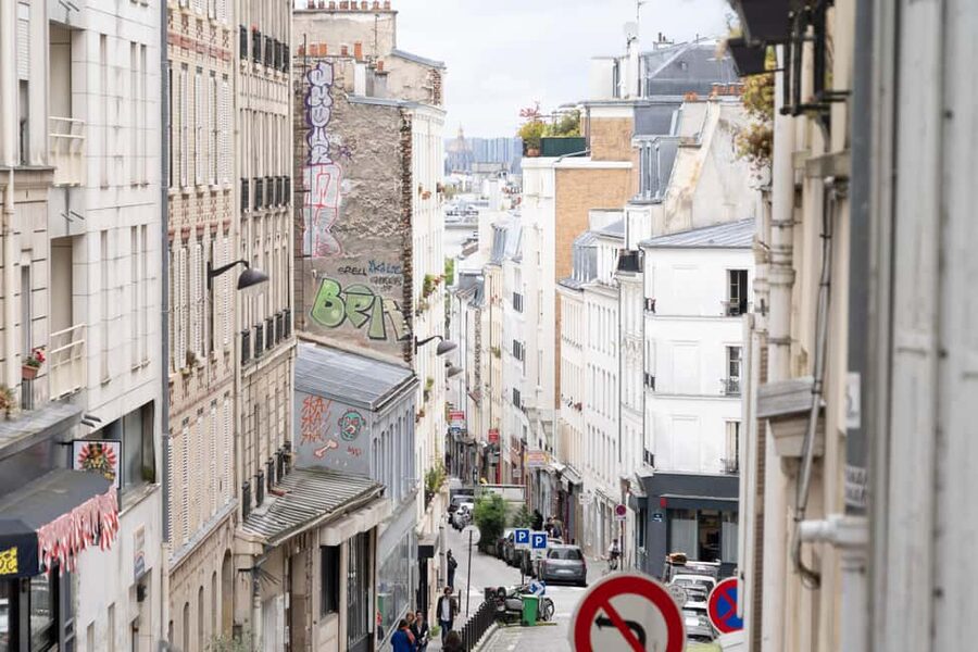Exploring Belleville: Parisian Culture&Creativity in Motion - A Detour for an Artisan Bakery Stop
