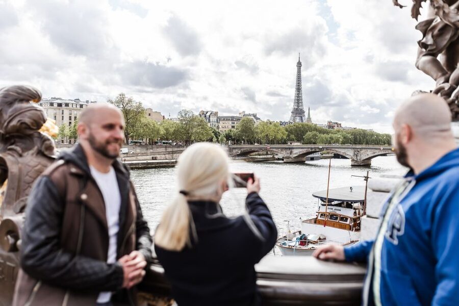 Exploring Paris with a Local: Montmartre to La Seine - Starting Strong Near the Eiffel Tower Area