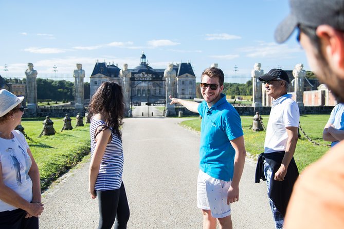Fontainebleau and Vaux-Le-Vicomte Castle Small-Group Day Trip From Paris - The Pace on a Full Day: What Feels Smooth, What Can Feel Tight