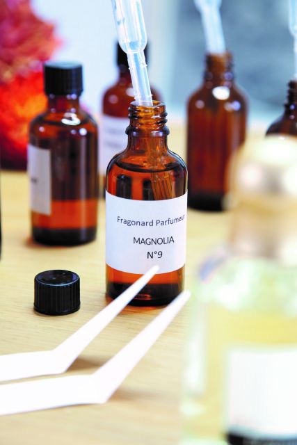 Fragonard Paris: Mini Perfume Workshop in Chinese - Should you book the Fragonard mini perfume workshop?