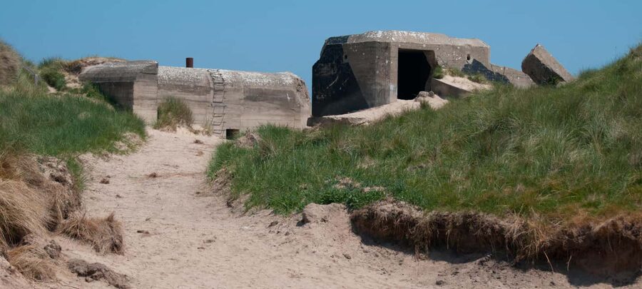 From Bayeux: D-Day American Beaches and US Airborne Day Tour - Sainte-Mère-Église, Lunch Time, and the Airborne Museum That Explains the Mission