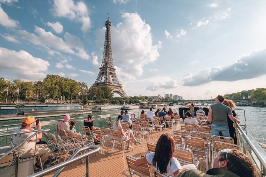 From Disneyland Paris: Paris Day Trip and Sightseeing Cruise - The 1-hour Seine cruise that makes Paris feel instantly navigable