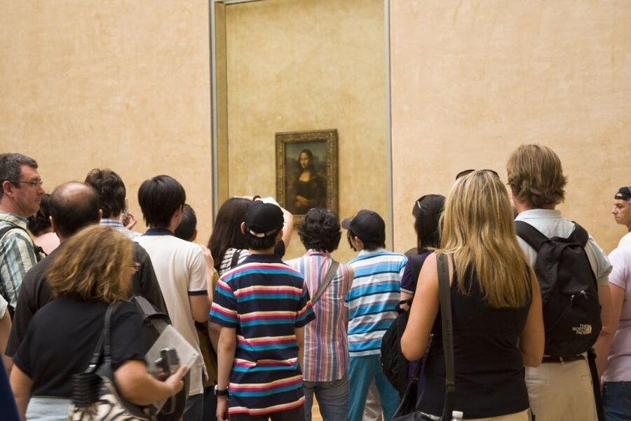 From London: Lunch at Eiffel Tower, Louvre and Notre Dame - Key highlights at a glance