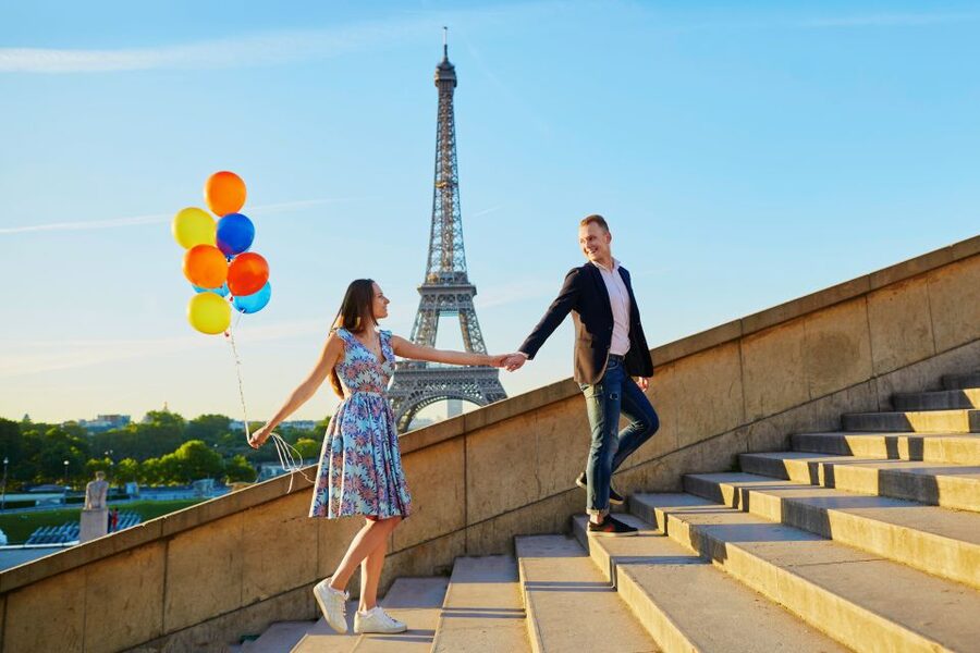 From London: Lunch at Eiffel Tower, Louvre and Notre Dame - Louvre skip-the-line entry and how to make the Mona Lisa stop feel worth it
