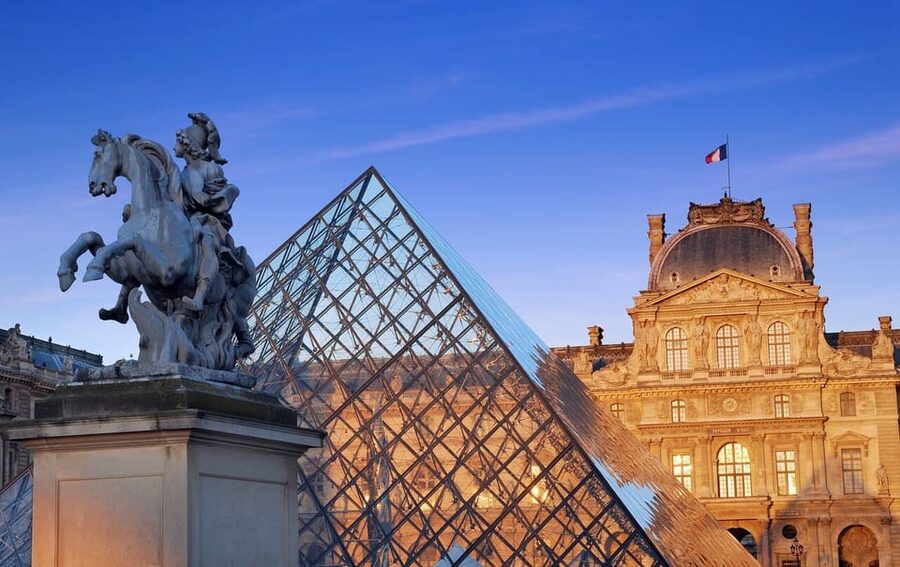 From London: Paris Day Trip with Lunch on Eiffel Tower - A One-Day Paris Hit From London, With Eiffel Tower Lunch as the Anchor