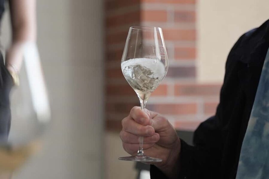 From Paris: Champagne Day Trip with 7 Tastings & Lunch - Getting Your Money’s Worth: Price, Inclusions, and Time Value