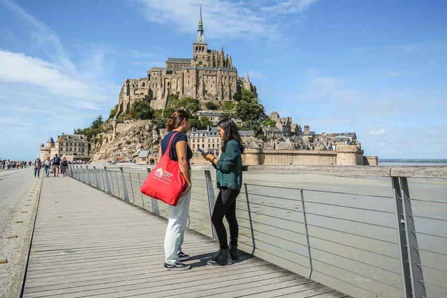 From Paris: Full-Day Mont Saint-Michel Guided Tour - The Abbey highlights: Gothic details plus an education you will use