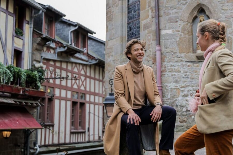 From Paris: Full-Day Mont Saint-Michel Guided Tour - Crowds, stairs, and comfort choices that save your day