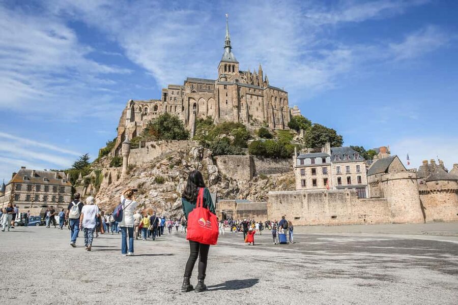 From Paris: Full-Day Mont Saint-Michel Guided Tour - From Hotel Pullman to Normandy: the coach ride that sets the tone