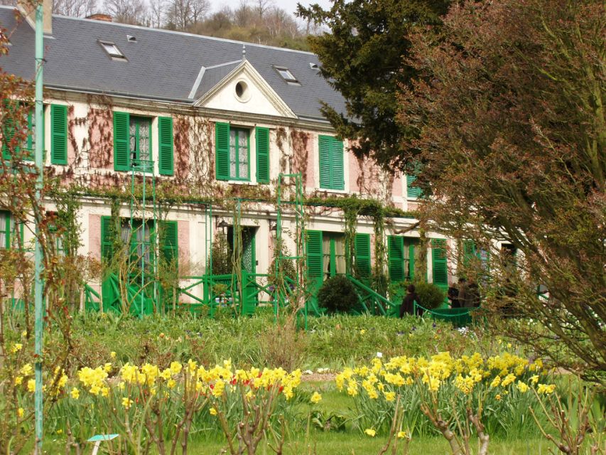 From Paris: Giverny and Monet's Home Day Trip - Why Giverny Feels Like Stepping Into an Impressionist Painting