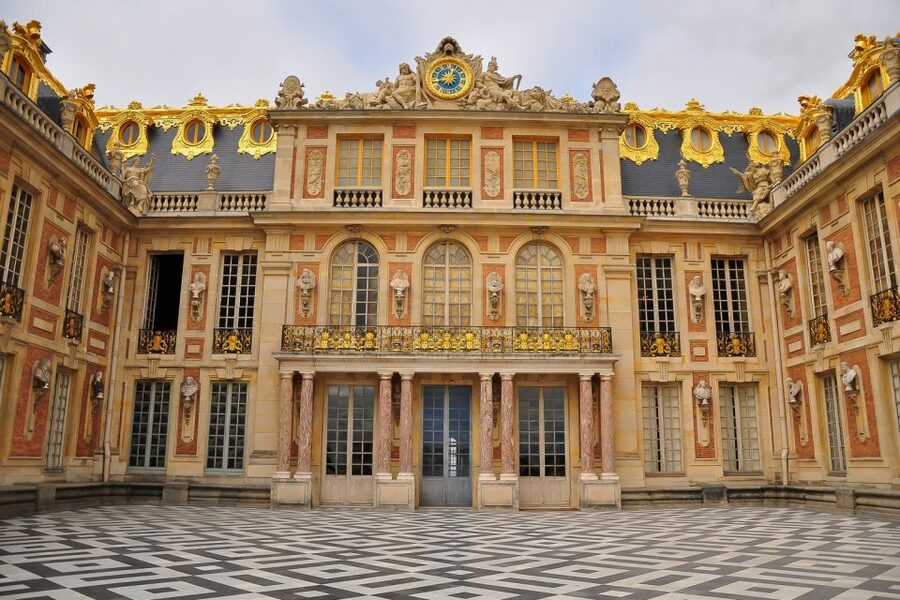 From Paris: Giverny and Versailles Private Full-Day Trip - Water Lily Pond and Japanese Bridge, Your Best “Slow Down” Stop