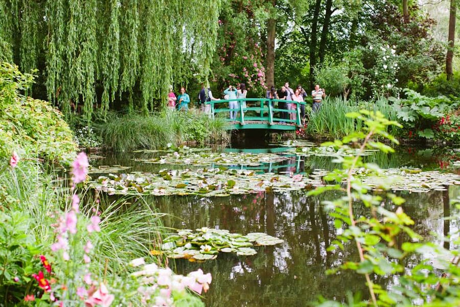 From Paris: Monet Garden & Giverny Bike Tour and Picnic Stop - Key moments that make this tour worth your time