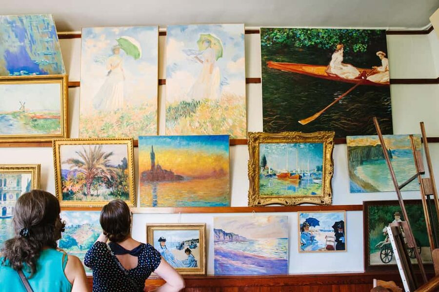 From Paris: Monet Garden & Giverny Bike Tour and Picnic Stop - What to bring, how hard is it, and who this is perfect for