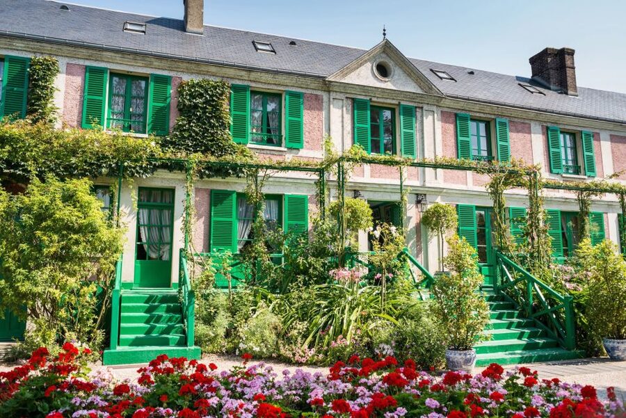 From Paris: Monet Impressionism Tour to Giverny by Minibus - The flower garden and studio: the in-between highlights that make the day feel complete