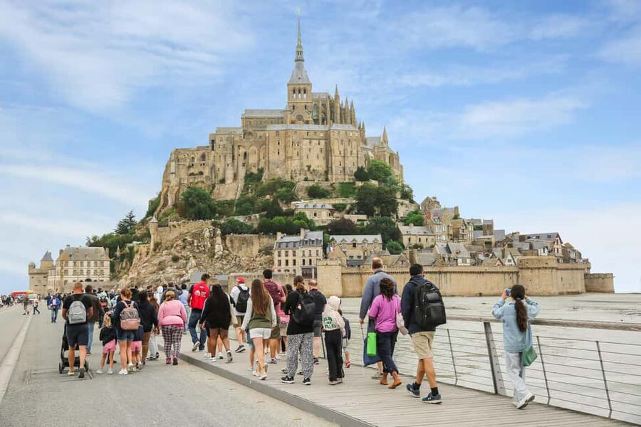 From Paris: Mont Saint-Michel Tour with Hotel Pickup Service - Key highlights and what they mean for you