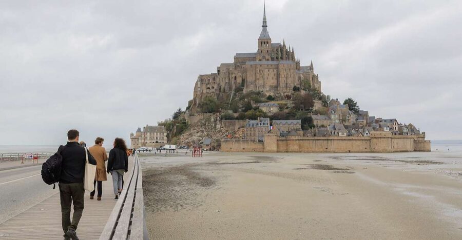 From Paris: Mont Saint-Michel Tour with Hotel Pickup Service - Should you book this Mont Saint-Michel day trip from Paris?