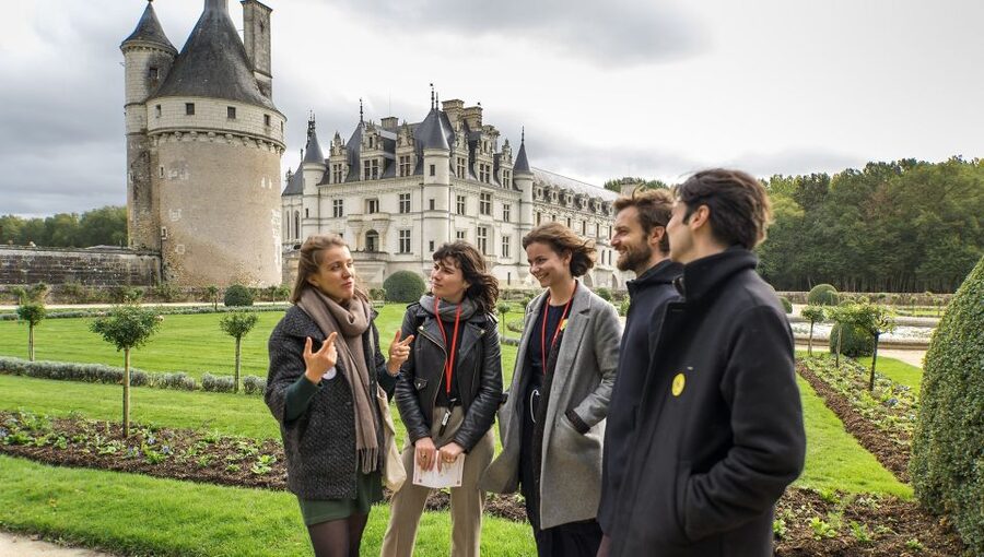 From Paris: Mont St Michel and Loire Valley 2 Day Tour - Day 2: Loire Valley drive, Langeais, then Chenonceau and Chambord