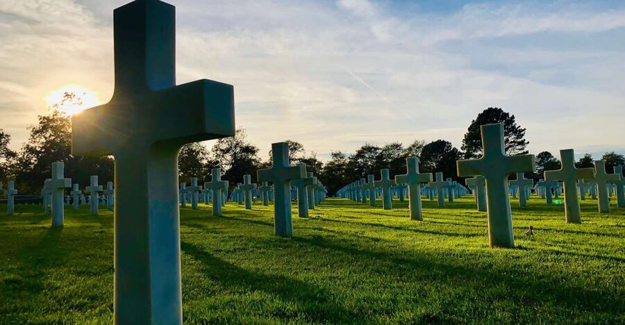 From Paris: Normandy Landing Beaches D-Day Tour by Minibus - Why the small-group pace feels better than rushing from stop to stop