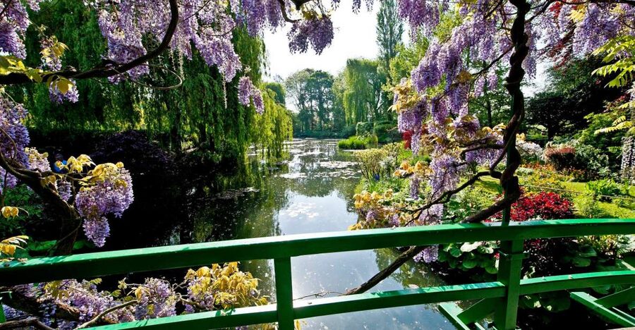 From Paris: Private Day Trip to Giverny and Auvers sur Oise - Who this tour fits best