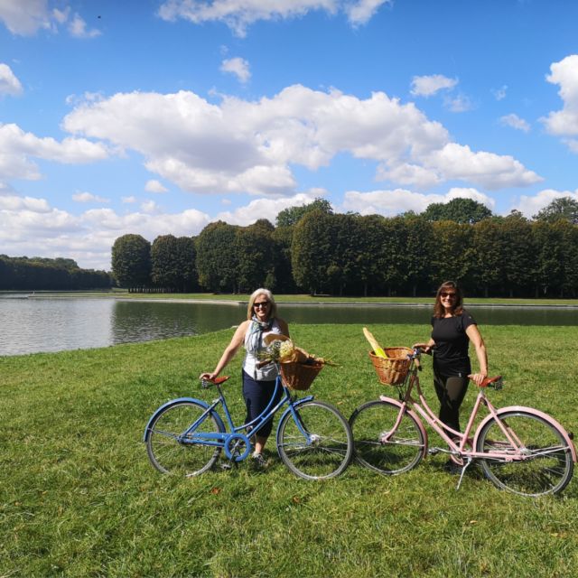 From Paris: Skip-the-Line Palace of Versailles Bike Tour - Royal Gardens and Fountains: The Quiet Versailles Side