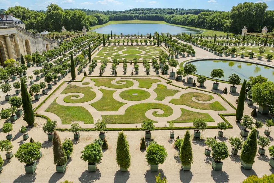 From Paris: Versailles Guided Tour with Skip-the-Line Entry - Royal Opera and Royal Chapel: The Court’s Stage and Its Sound